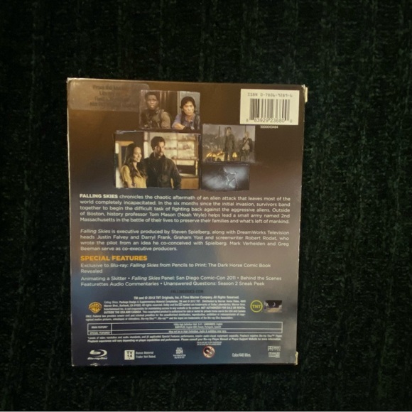 Falling Skies (2013) Noah Wyle Steven Spielberg Film - Picture 2 of 5